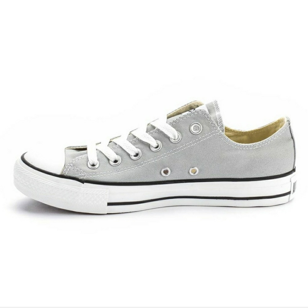 Light grey converse